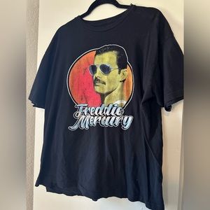 graphic T- Freddie Mercury/ Queen